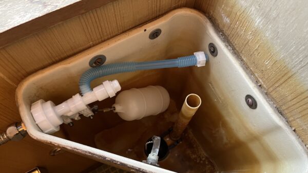 トイレタンクの水漏れ修理｜柏市酒井根